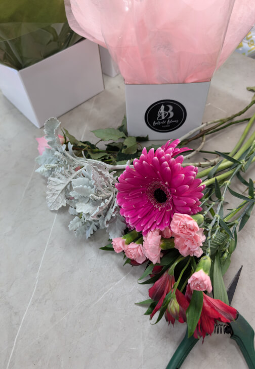 Flower Workshop: Lets Make a Box Arrangement