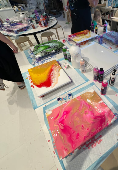 Fluid Art Class