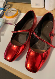 Foil Me Fabulous: Up-cycled Shoe Foiling Workshop