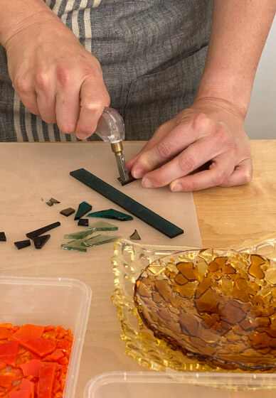 Fused Pattern Glass Platter Course