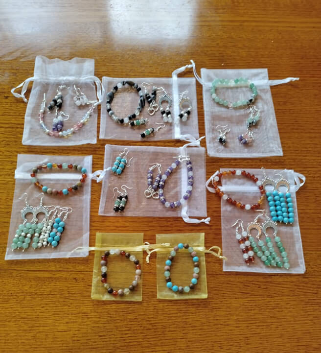 Intuitive Gemstone Jewellery Making Class
