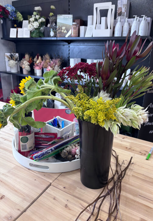 Gentle Growth Floristry Workshop: A Seasonal Evening Journey