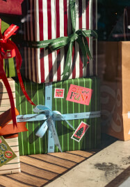 Gift Wrapping Workshop