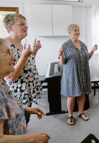 Girls Sing and Sip Class
