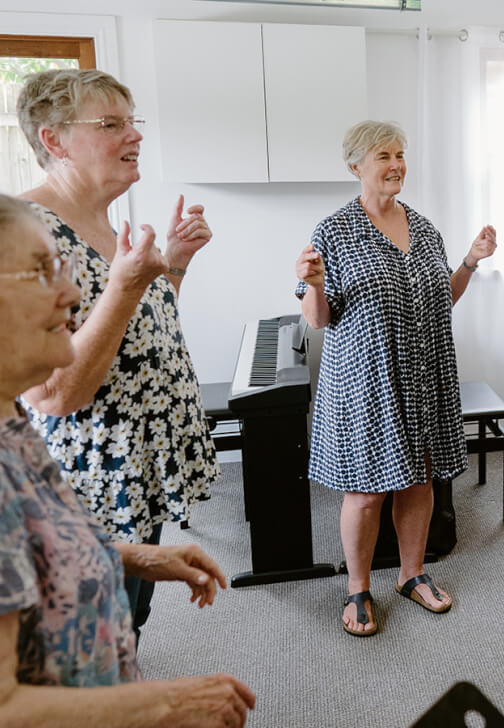 Girls Sing and Sip Class
