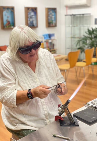 Glass Jewellery Class: Nature-Inspired Glass Pendants