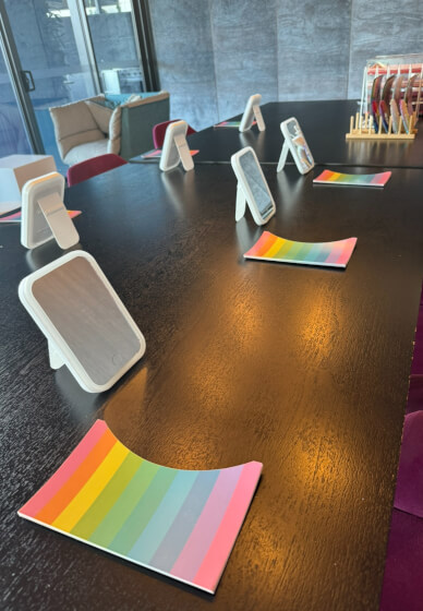 Group Colour Analysis Experience