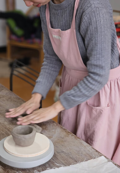 Hand Build Pottery Class for Beginners
