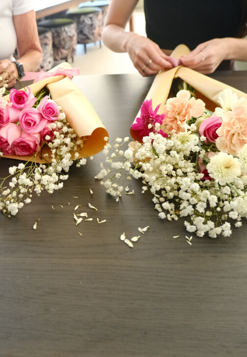 Hand-tied Bouquet Workshop: Bloom and Bind Workshop