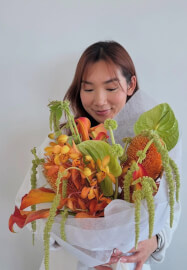 Hand-Tied Flower Bouquet Arranging Class