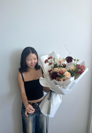 Hand-Tied Flower Bouquet Arranging Class