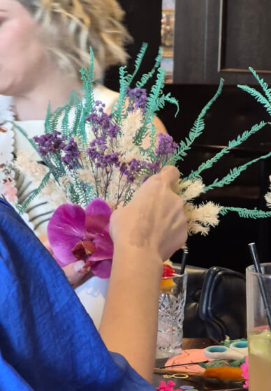 Hen's Party Preserved Flower Workshop