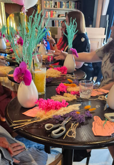 Hen's Party Preserved Flower Workshop