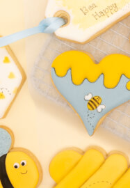 Intermediate Royal Icing Cookie Class: Bees Knees