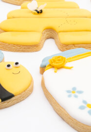 Intermediate Royal Icing Cookie Class: Bees Knees