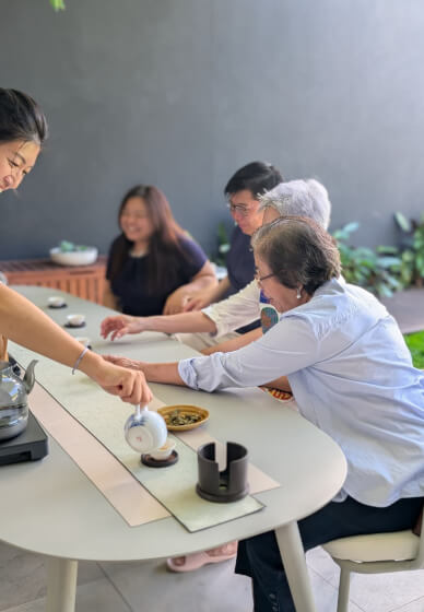 Intimate Chinese Tea Ceremony and Tasting Experience