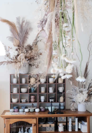 Intro to Pottery Wheel Workshop: DIY Style