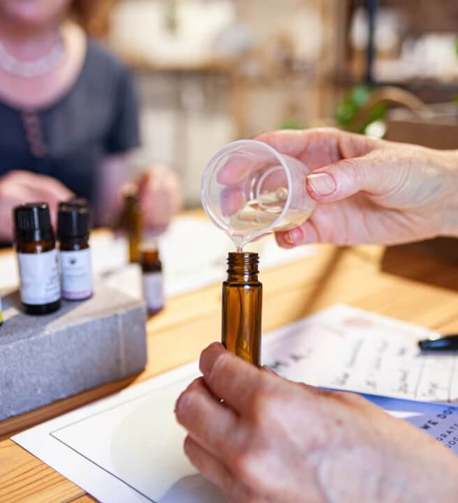 It Smells Like an Aussie Christmas - Essential Oil Workshop