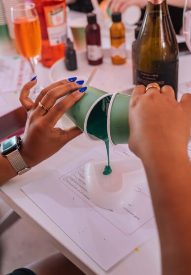 Jesmonite Casting and Sip Class