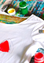 Kids' Fashion Design Workshop: Hand-Painted T-Shirt Art