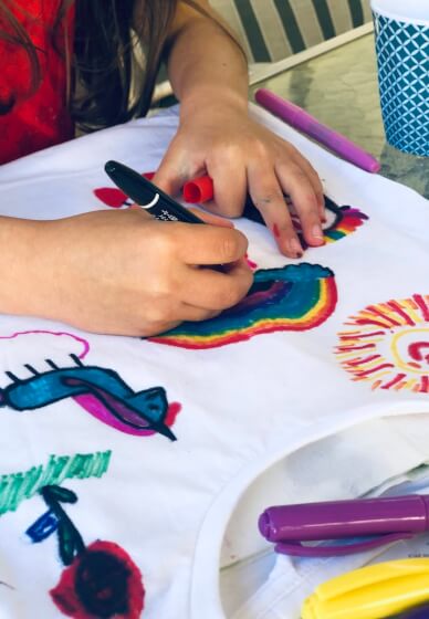 Kids' Fashion Design Workshop: Hand-Painted T-Shirt Art