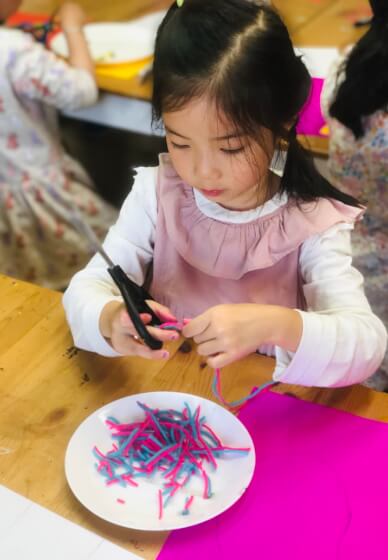 Kids' Fashion Design Workshop: Hand-Painted T-Shirt Art