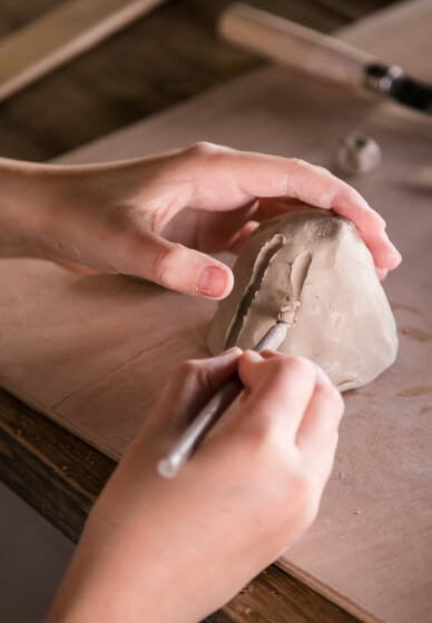 Kids' Full-Day Clay Sculpture Workshop: Professional Carving