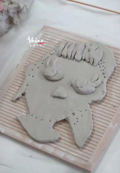 Kids' Full-Day Clay Sculpture Workshop: Professional Carving