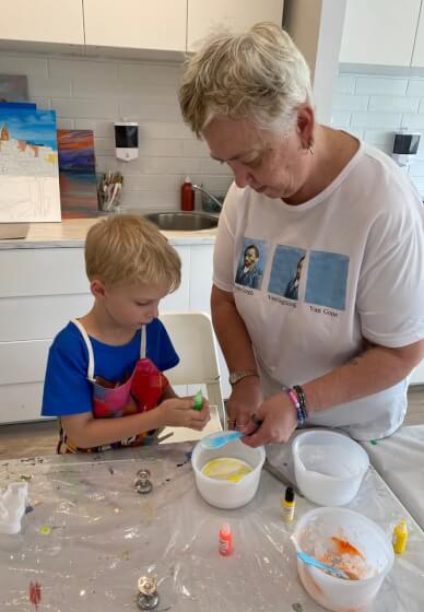 Kids Mother's Day Eco-Resin and Painting Workshop