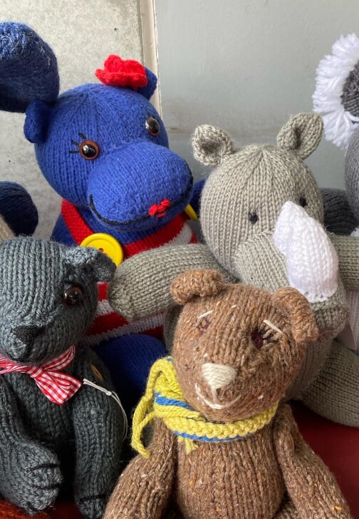 Evening Knitting Class for Beginners and Beyond