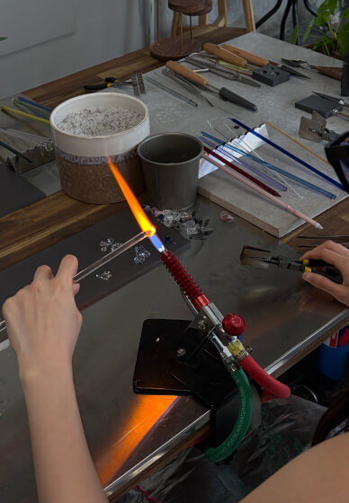 Lampworking Class: Glass Flowers