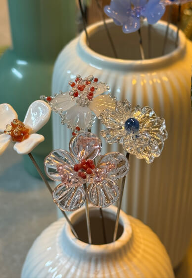 Lampworking Class: Glass Flowers