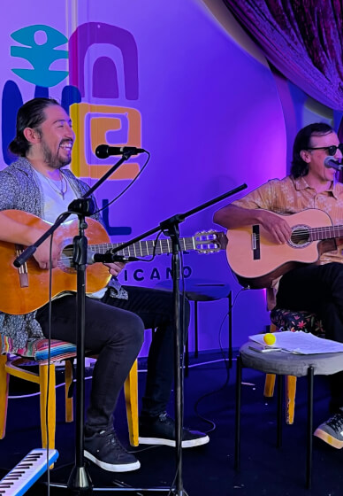 Latin Guitar for Beginners (Spanish-Led Class)
