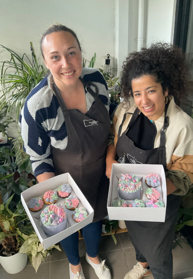 Layer Cake and Cupcake Decorating Class