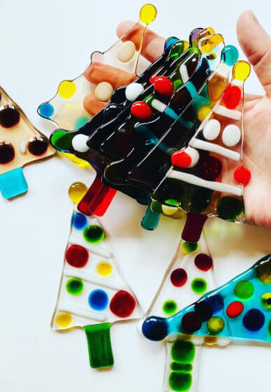 Make a Fused Glass Christmas Tree Decoration - Fleurieu Arthouse