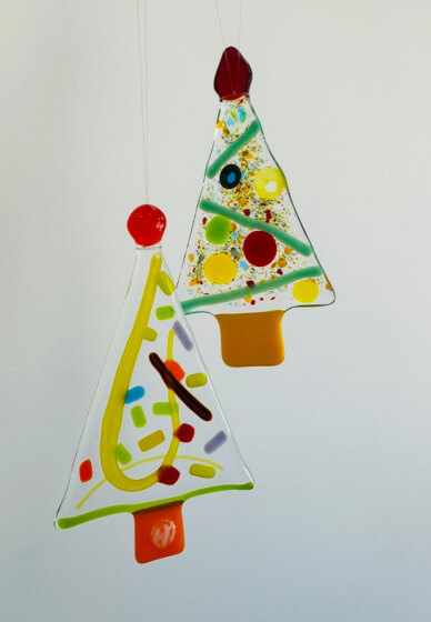 Make a Fused Glass Christmas Tree Decoration - Fleurieu Arthouse