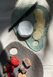 Make a Pottery Cheeseboard Class