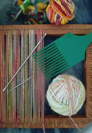 Make Your Own Pin Loom and Learn How to Weave Course