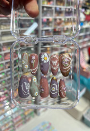 Make Your Own Press-on Nails Workshop