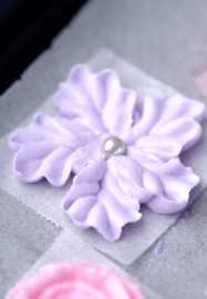 Master Decorating Cupcakes at Home