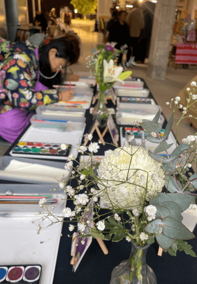 Melbourne's Pop-Up Paint and Sip Experiences