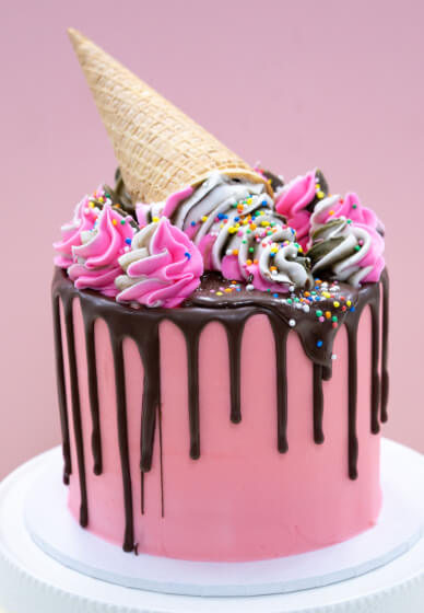 Melty Moments: Buttercream Cake Decorating Class