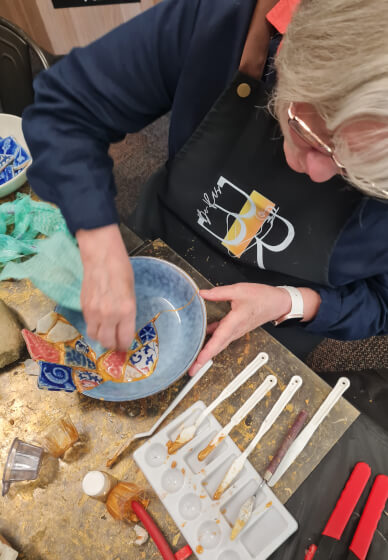 Modern Artistic Kintsugi Technique Workshop: Yobitsugi