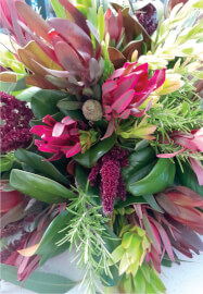 Modern Design Flower Arrangement