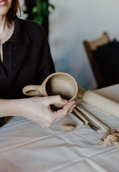 Morning Pottery Mug Making Class
