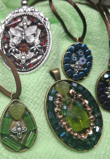 Mosaic Necklace and a Heart Shaped Trinket Box Workshop