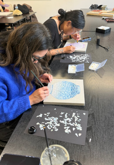 Mother-of-Pearl Moon Jar Painting Workshop