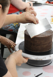 Mother's Day Cake and Sip Class