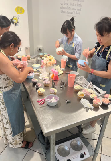 Mother's Day Cake Decorating and High Tea Workshop
