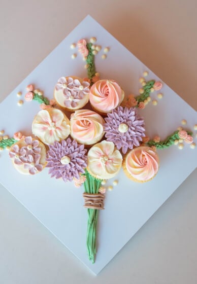 Mother's Day Cupcake Bouquet Decorating Class